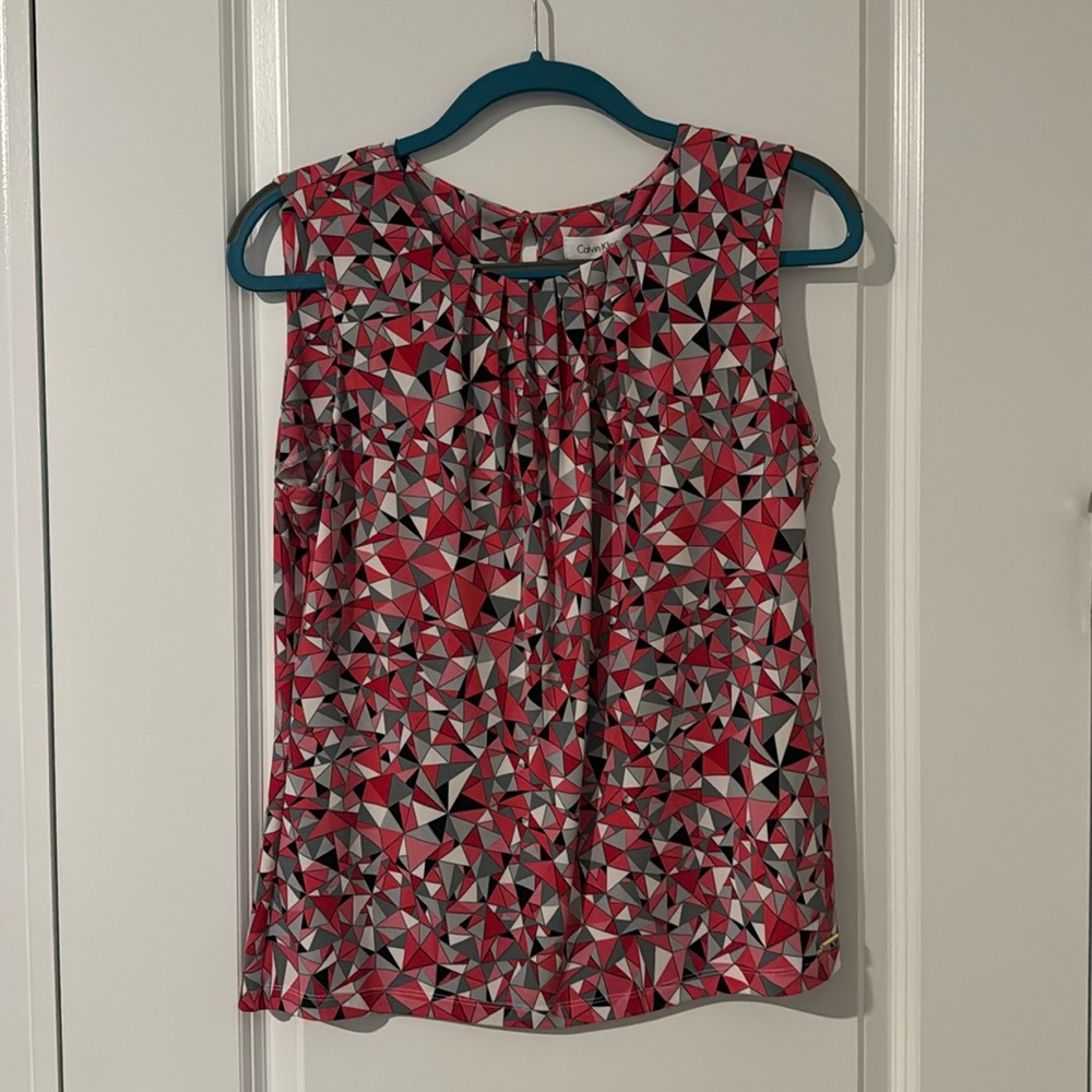 NWT- Calvin Klein Shell